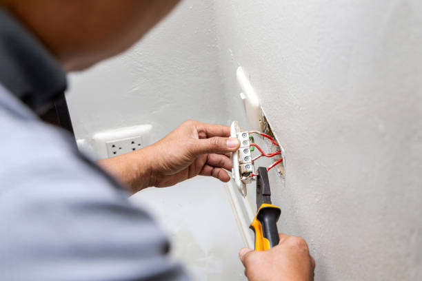 Best Affordable Electrician  in Hurstbourne, KY